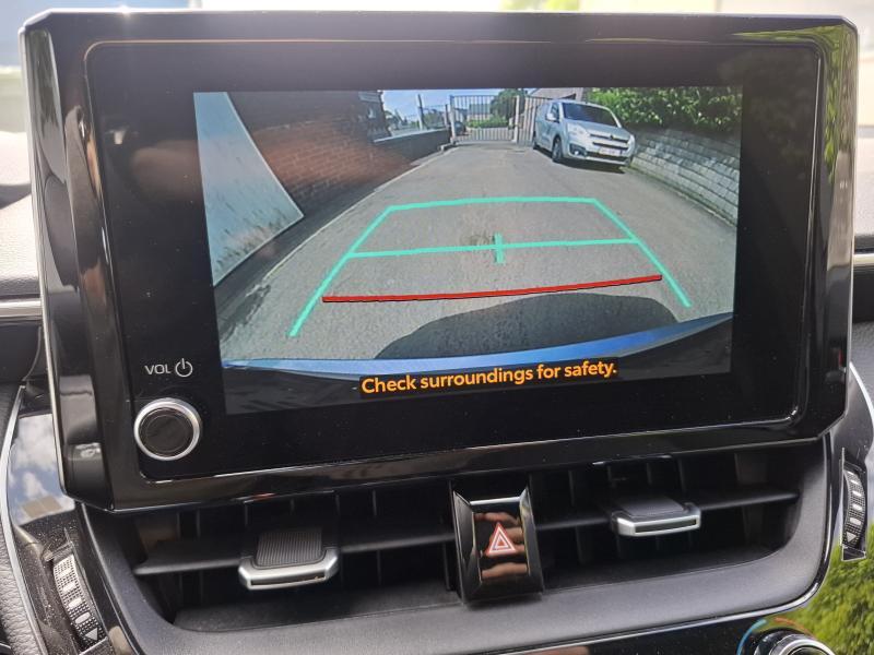 Toyota Corolla TS 1.8 HYBRID DYNAMIC - photo 12