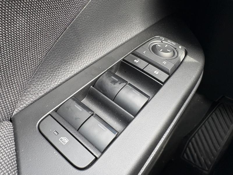 Toyota C-HR 1.8 Hybrid Dynamic + - photo 20