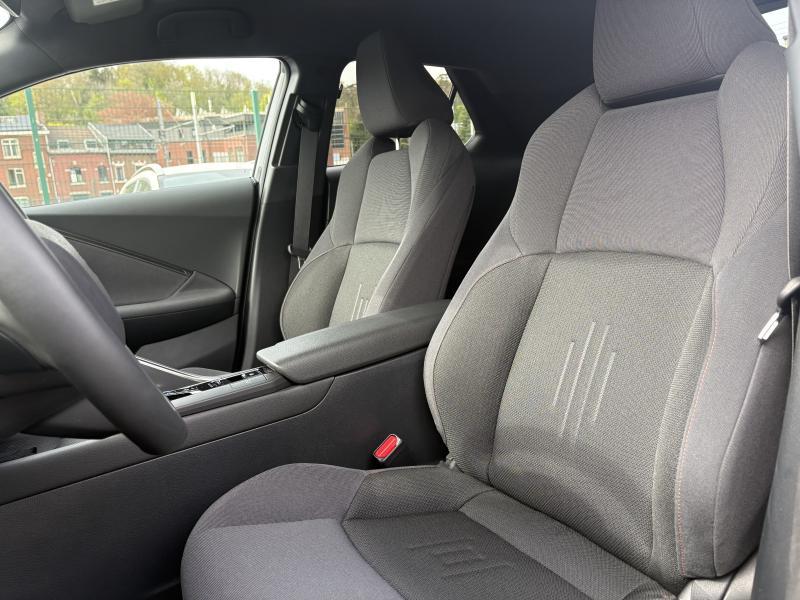 Toyota C-HR 1.8 Hybrid Dynamic + - photo 17