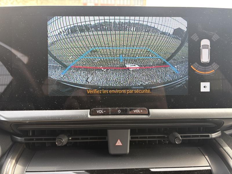 Toyota C-HR 1.8 Hybrid Dynamic + - photo 12