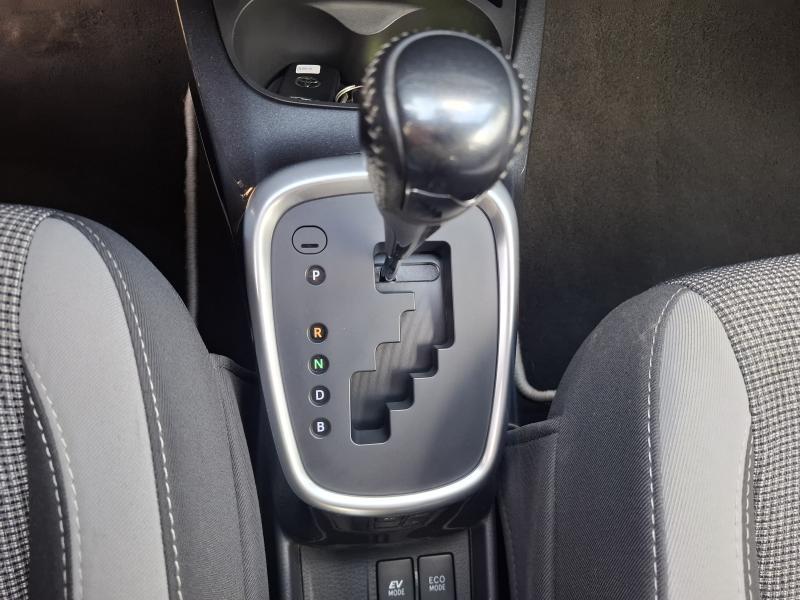 Toyota Yaris 1.5 Hybrid e-CVT Y20 - photo 8