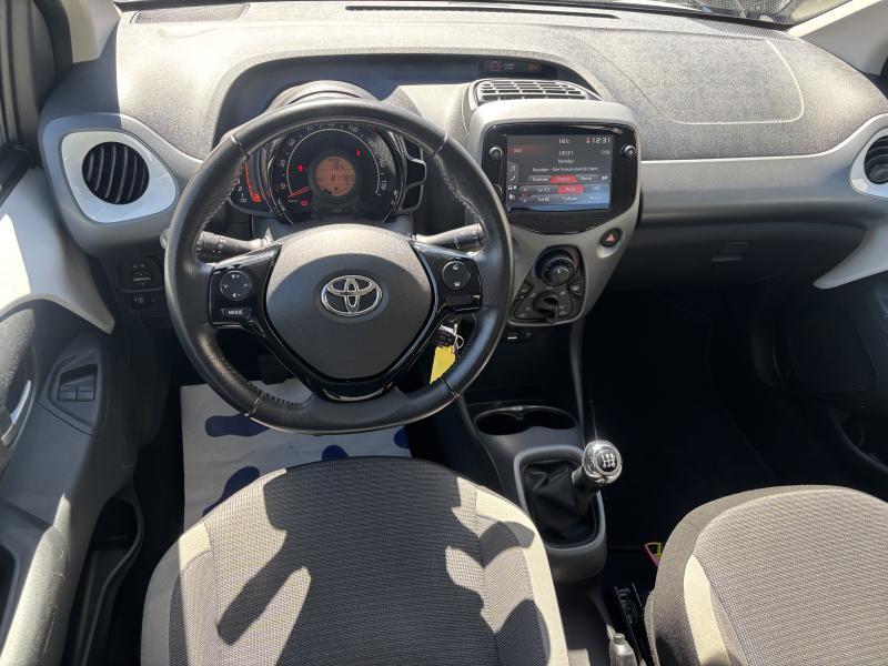 Toyota Aygo 1.0 VVT-I X-PLAY - photo 16