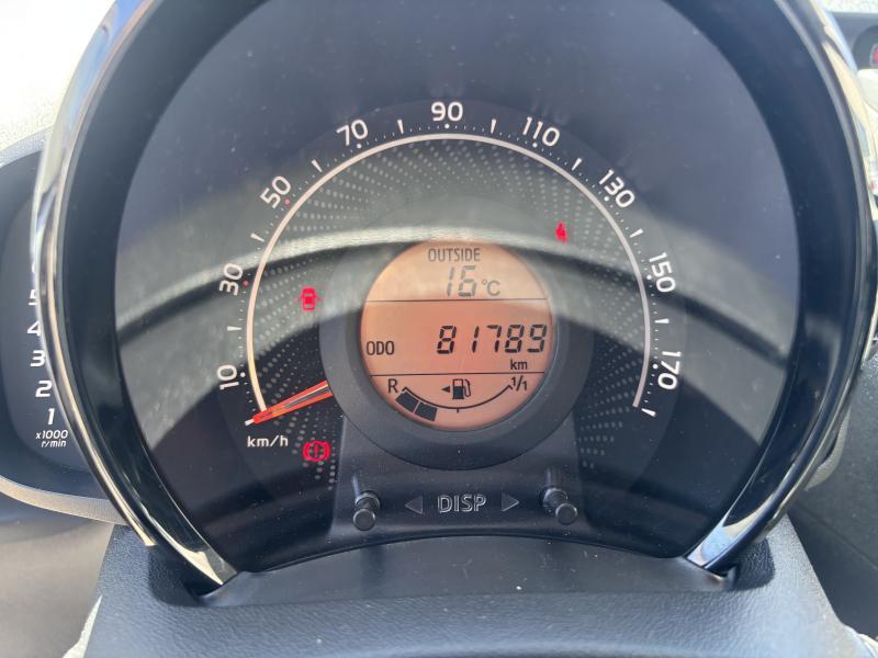 Toyota Aygo 1.0 VVT-I X-PLAY - photo 7