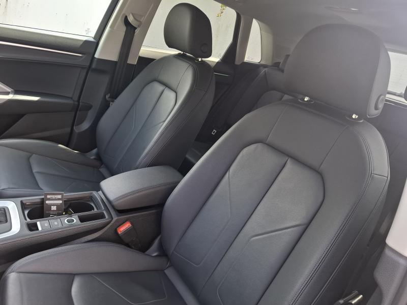 Audi Q3 1.5 TFSI S-TRONIC - photo 14