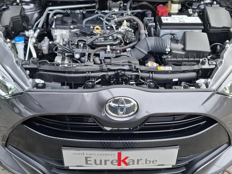 Toyota Yaris 1.5 VVT-I ICONIC - photo 17