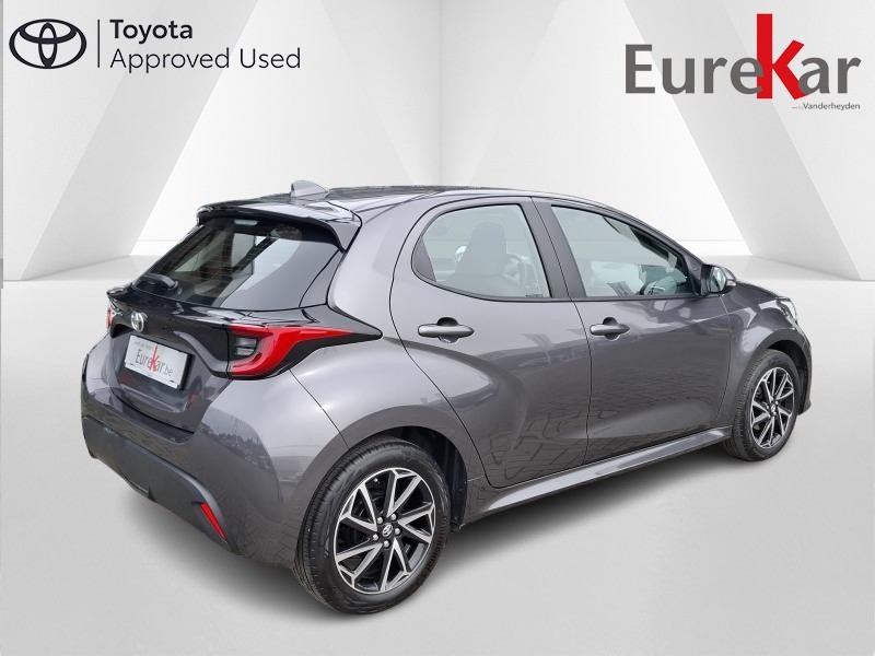 Toyota Yaris 1.5 VVT-I ICONIC - photo 4