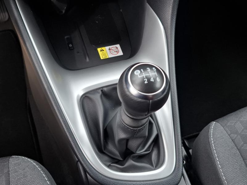 Toyota Yaris 1.5 VVT-I ICONIC - photo 7