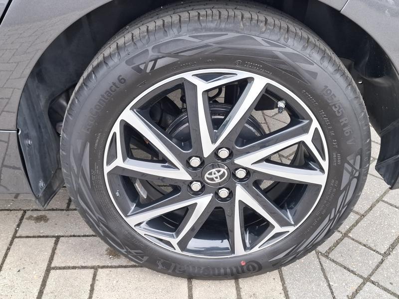 Toyota Yaris 1.5 VVT-I ICONIC - photo 18