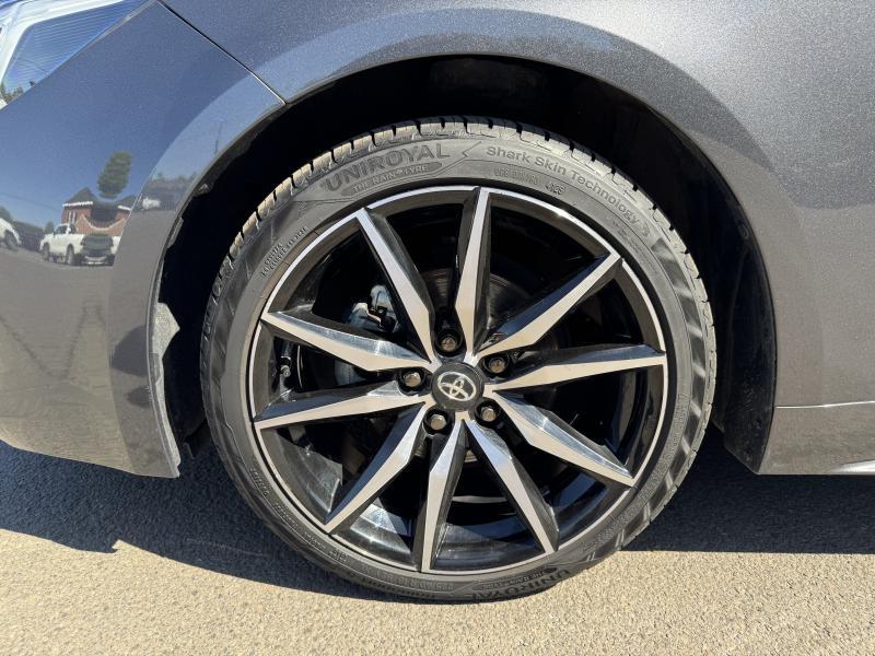 Toyota Corolla TS 1.8 HYBRID - photo 25