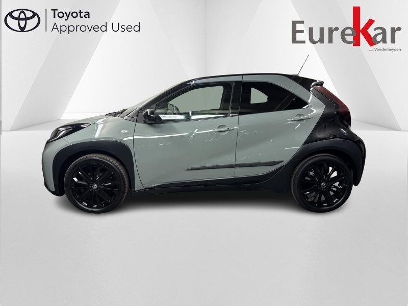 Toyota Aygo X 1.0 VVT-i Black Edition - photo 4