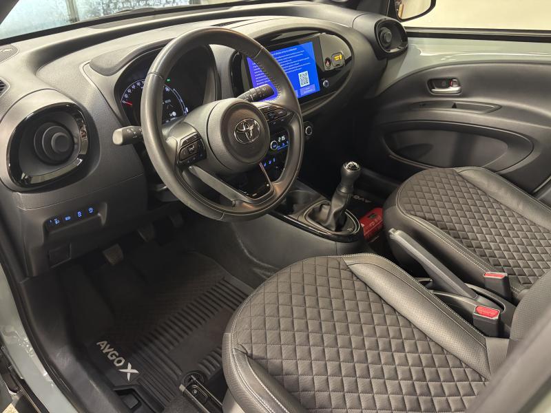 Toyota Aygo X 1.0 VVT-i Black Edition - photo 6