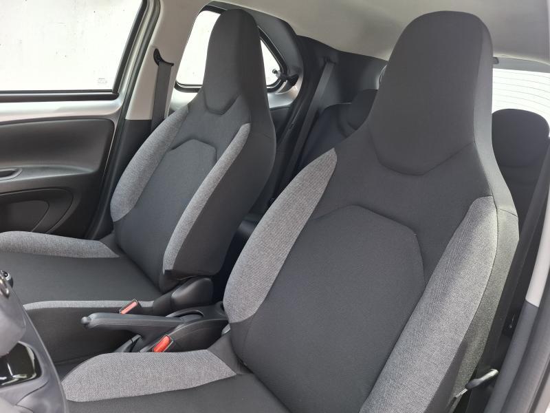 Toyota Aygo X 1.0 VVT-I PLAY - photo 13