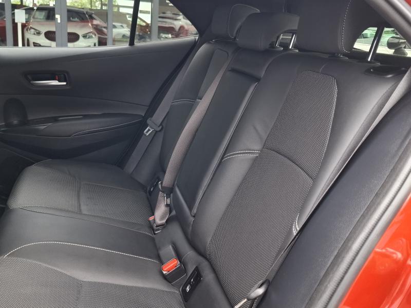 Toyota Corolla 1.8 HYBRID Premium - photo 14