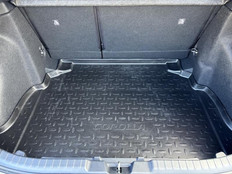 Toyota Corolla 1.8 HYBRID PREMIUM - photo 19