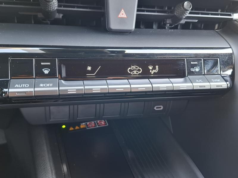 Toyota C-HR 1.8 HYBRID - photo 9