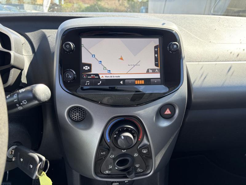 Toyota Aygo 1.0 VVT-i x-play2 - photo 12
