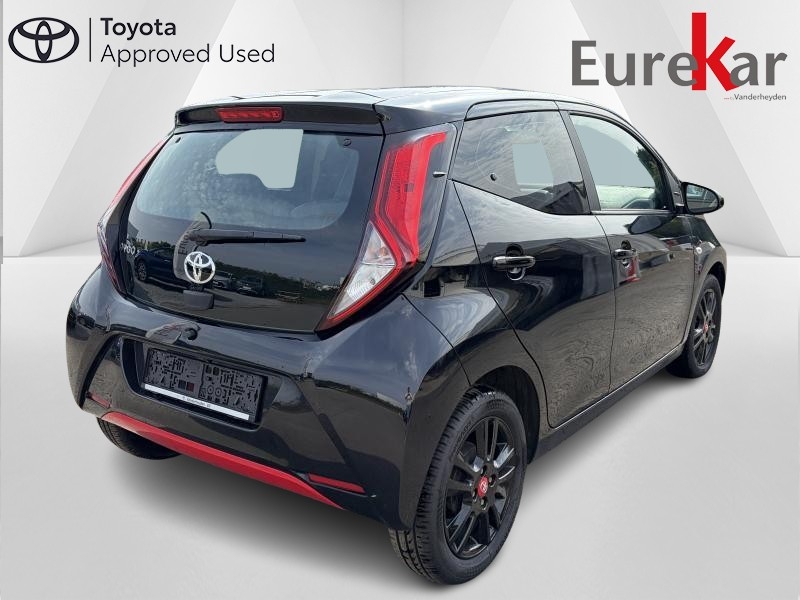 Toyota Aygo 1.0 VVT-i x-play2 - photo 5