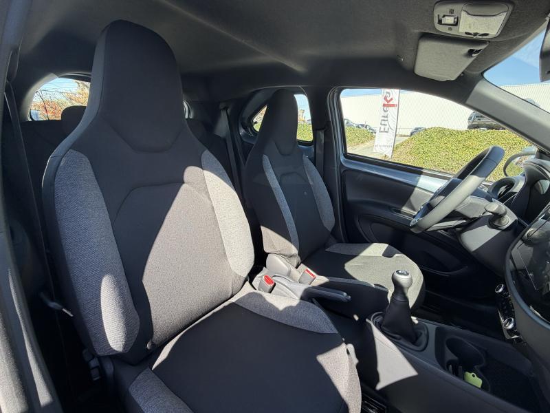 Toyota Aygo X 1.0 VVT-I X PLAY - photo 14