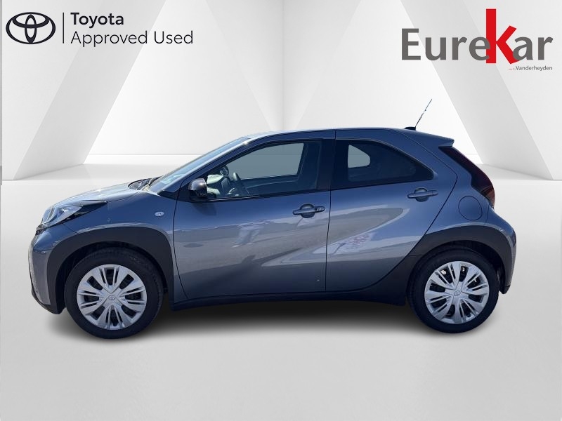 Toyota Aygo X 1.0 VVT-I X PLAY - photo 4