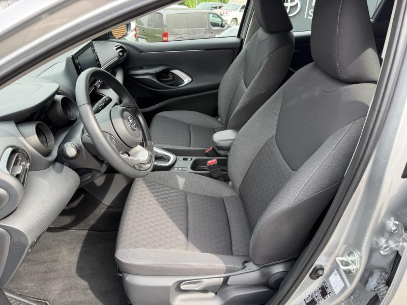 Toyota Yaris 1.5 Hybrid CVT Iconic - photo 13