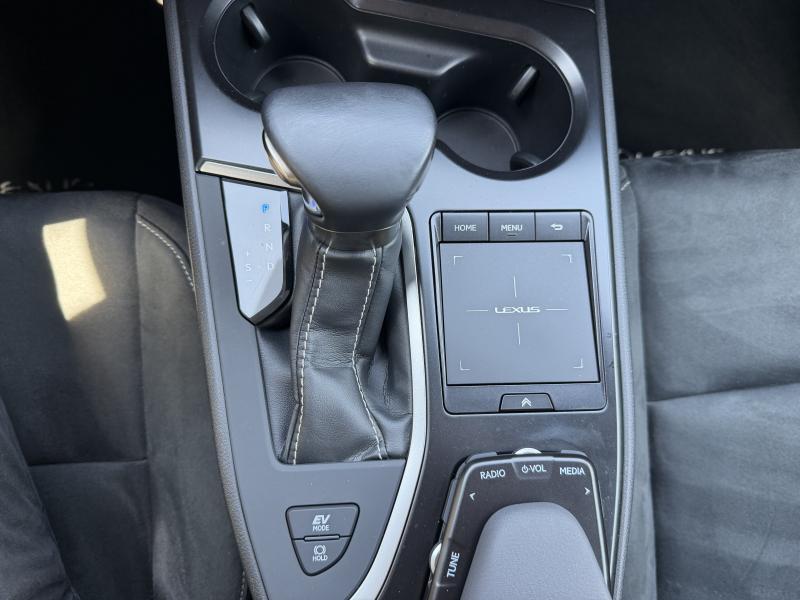 Lexus UX 250h 2.0 HYBRID CVT Explorer line - photo 8