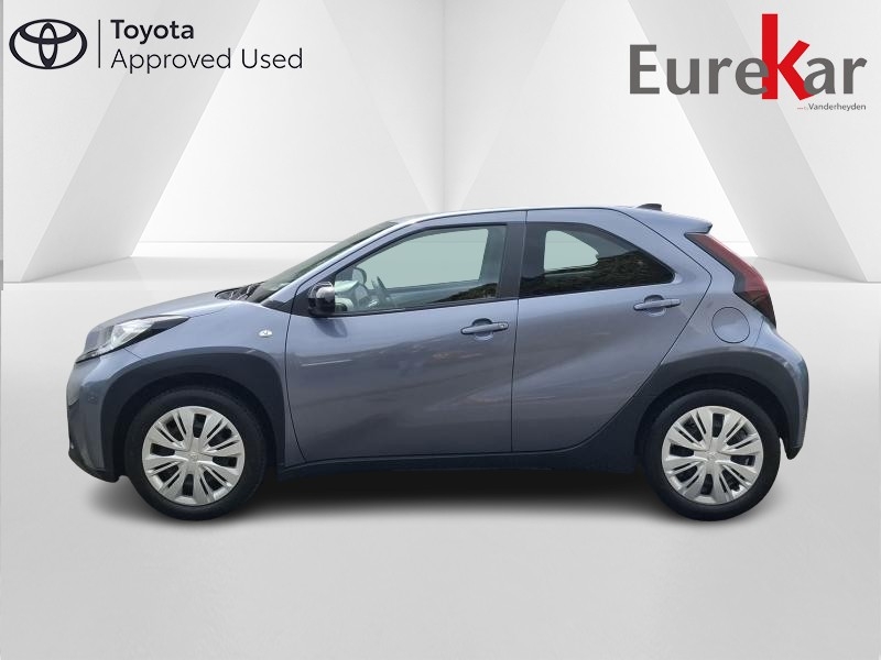 Toyota Aygo 1.0 VVTI- X-PLAY - photo 4
