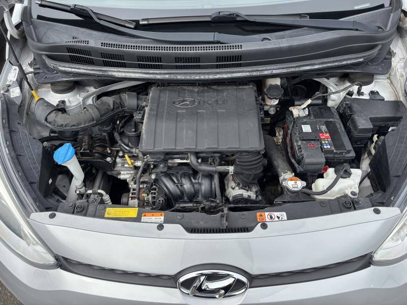 Hyundai i10 1.0i Black Line - photo 19