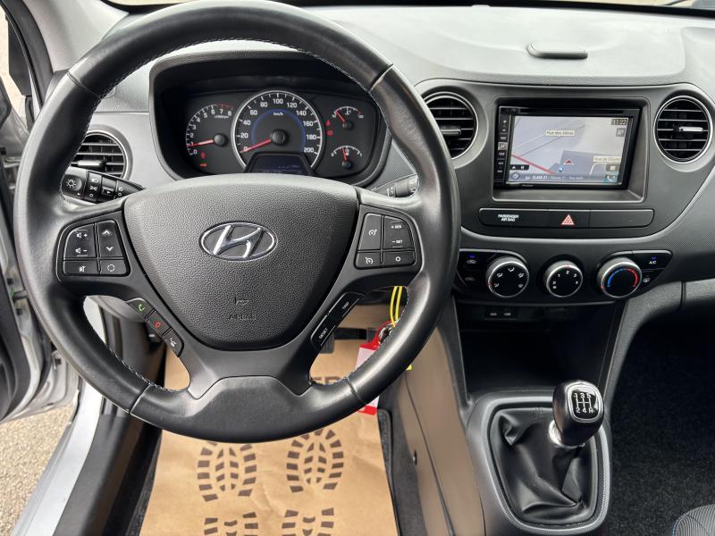 Hyundai i10 1.0i Black Line - photo 6