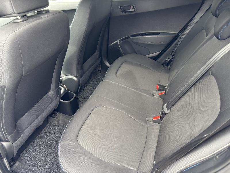 Hyundai i10 1.0i Black Line - photo 15