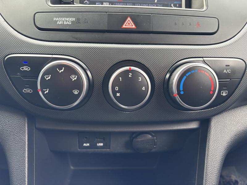 Hyundai i10 1.0i Black Line - photo 11