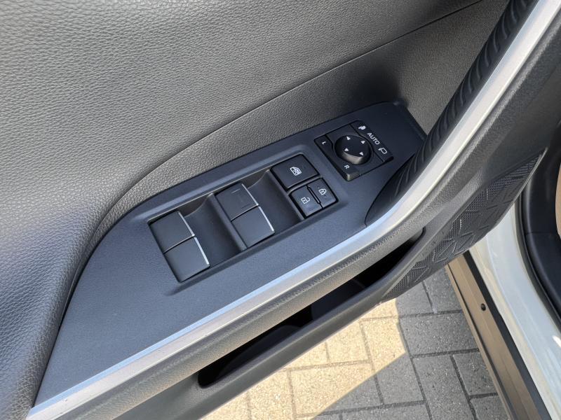 Toyota RAV-4 2.5 Hybrid STYLE - photo 18