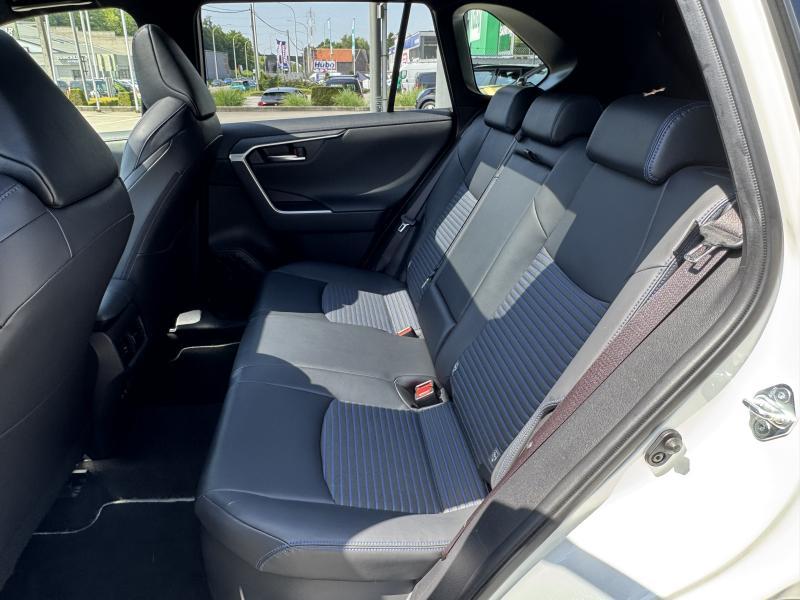 Toyota RAV-4 2.5 Hybrid STYLE - photo 8