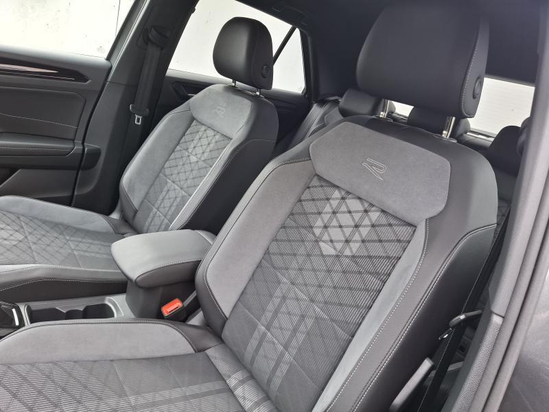 Volkswagen T-Roc 1.5 TSI R-LINE DSG - photo 14