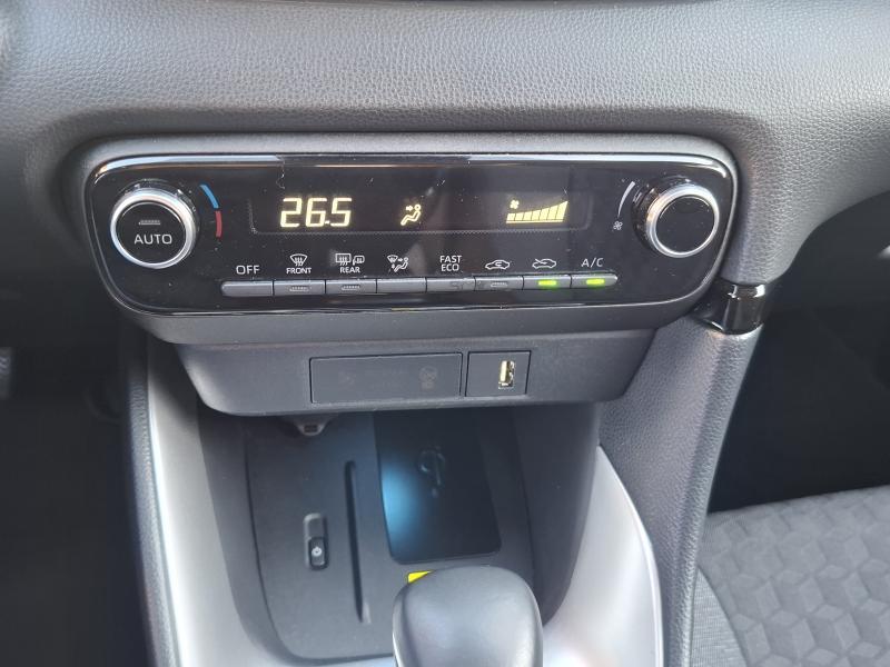 Toyota Yaris 1.5 Hybrid ICONIC - photo 10