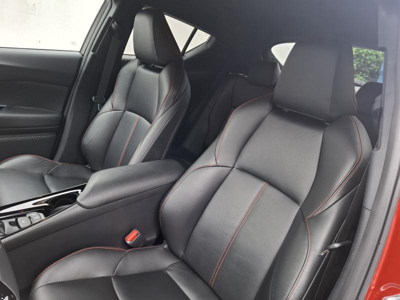 Toyota C-HR 1.8 HYBRID C-ULT - photo 14