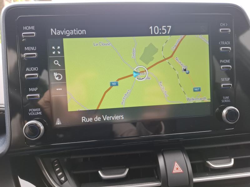 Toyota C-HR 1.8 HYBRID C-ULT - photo 12