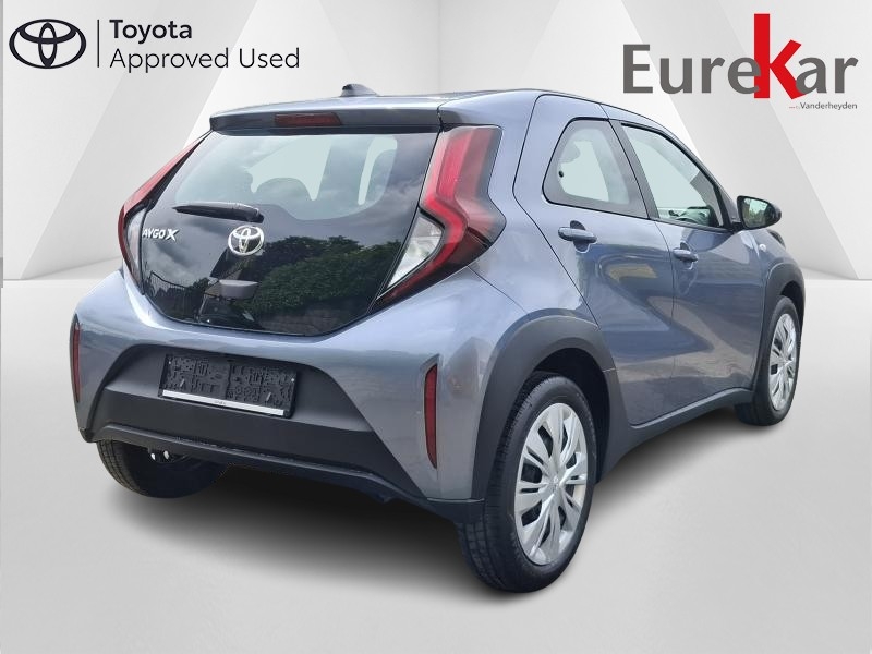 Toyota Aygo X 1.0 VVT-I X-PLAY - photo 5
