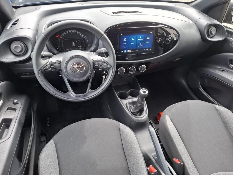 Toyota Aygo X 1.0 VVT-I X-PLAY - photo 13