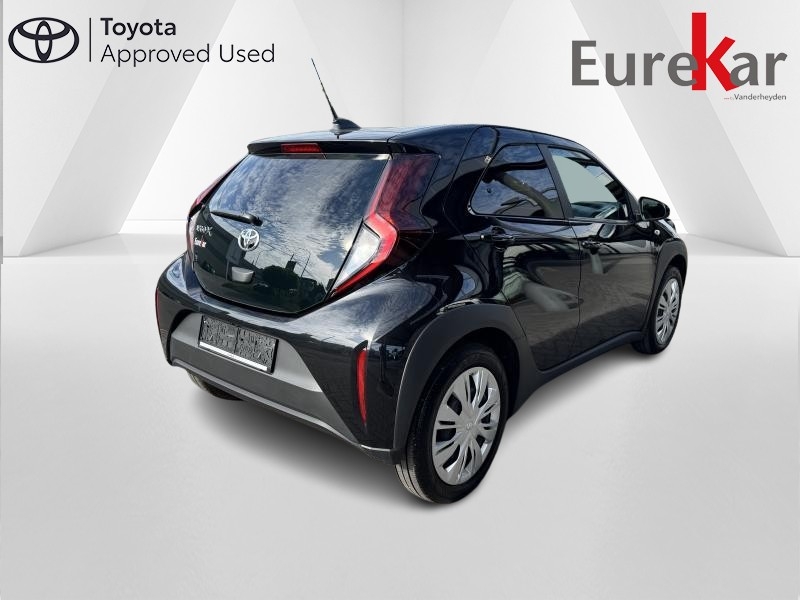 Toyota Aygo X 1.0 VVT-i X-PLAY - photo 5