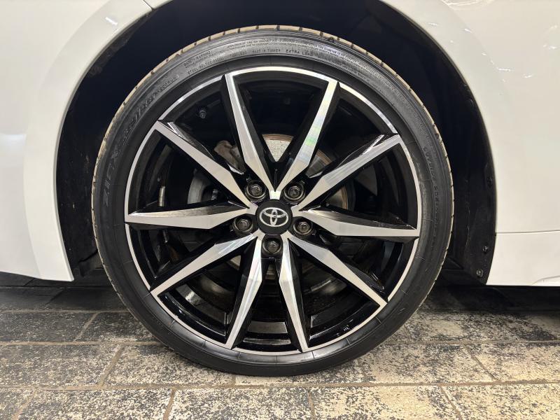 Toyota Corolla TS 1.8 Hybrid GR SPORT - photo 19