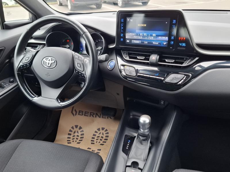 Toyota C-HR 1.8 HYBRID C-ENTER - photo 13