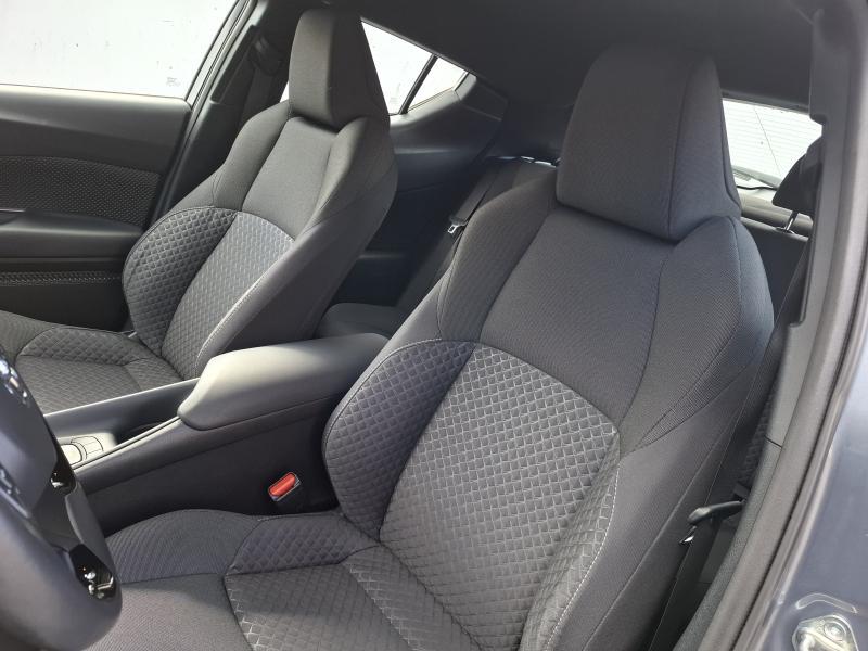 Toyota C-HR 1.8 HYBRID C-ENTER - photo 13