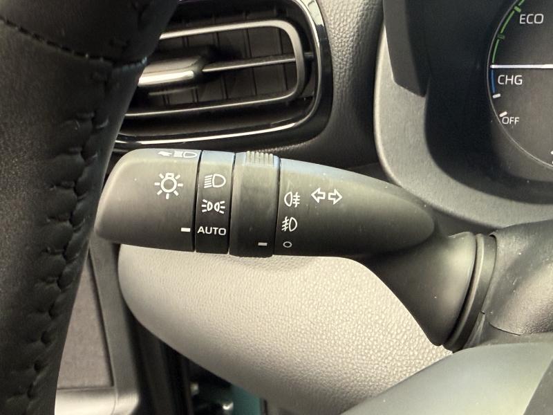 Toyota Yaris 1.5 HYBRID Dynamic - photo 13