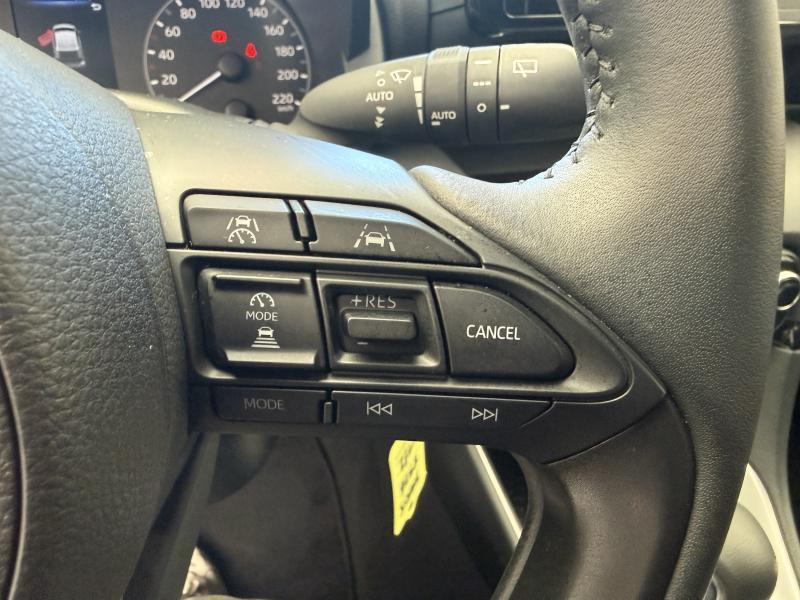 Toyota Yaris 1.5 HYBRID Dynamic - photo 16