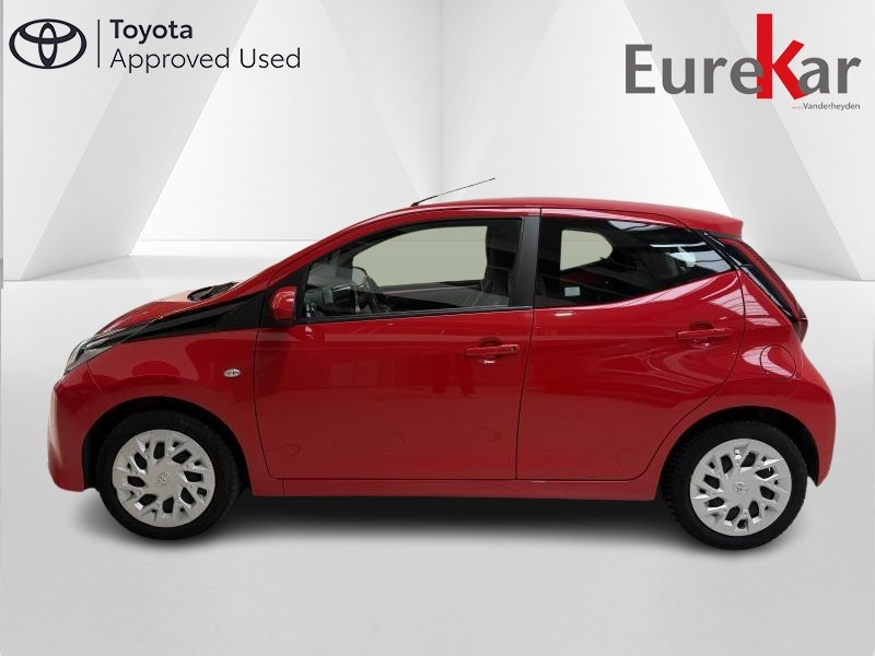 Toyota Aygo 1.0 VVT-i X-play II - photo 4