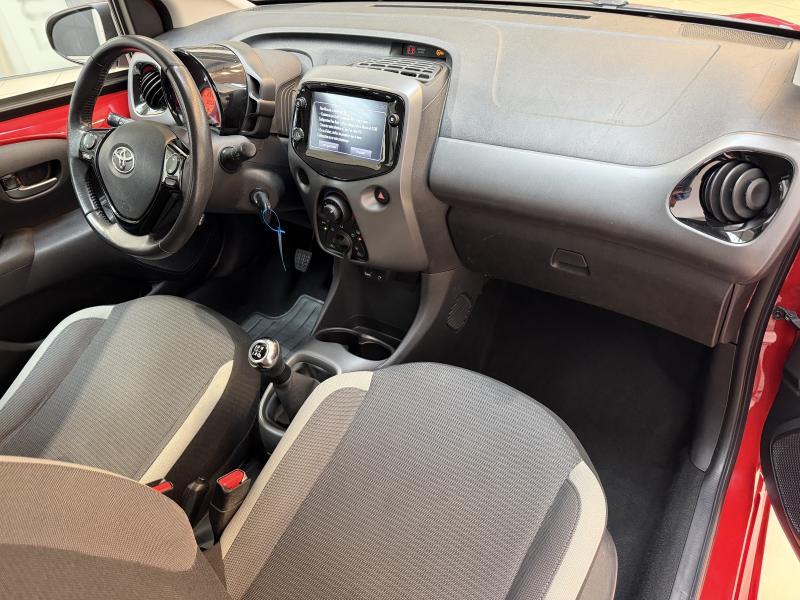 Toyota Aygo 1.0 VVT-i X-play II - photo 15