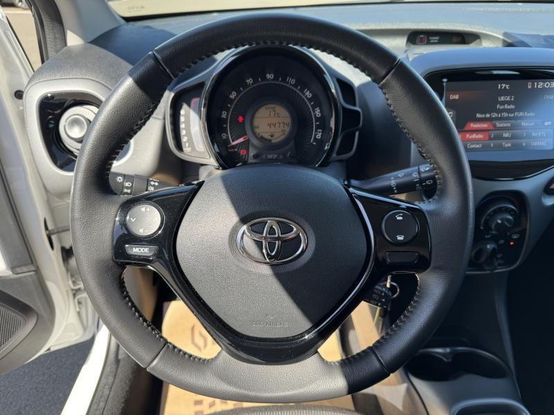 Toyota Aygo 1.0 VVT-i - photo 12