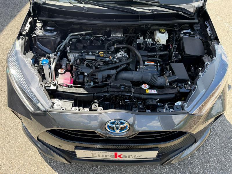 Toyota Yaris 1.5 Hybrid CVT Iconic - photo 17
