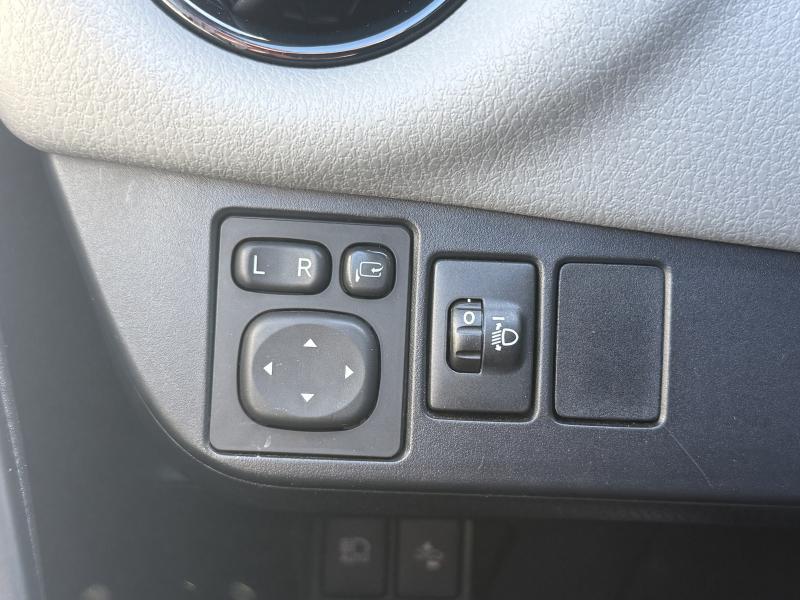Toyota Yaris 1.33 VVT-i TWO-TONE - photo 7