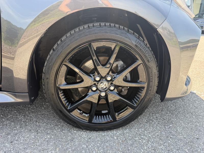 Toyota Yaris 1.5 TNGA HEV - photo 17